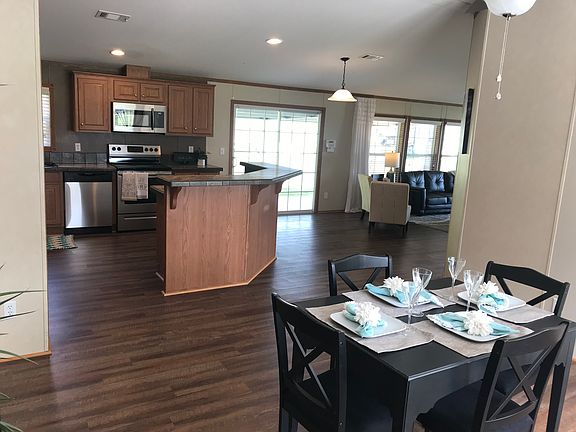 4th image of 1207 N Bridlewood Dr