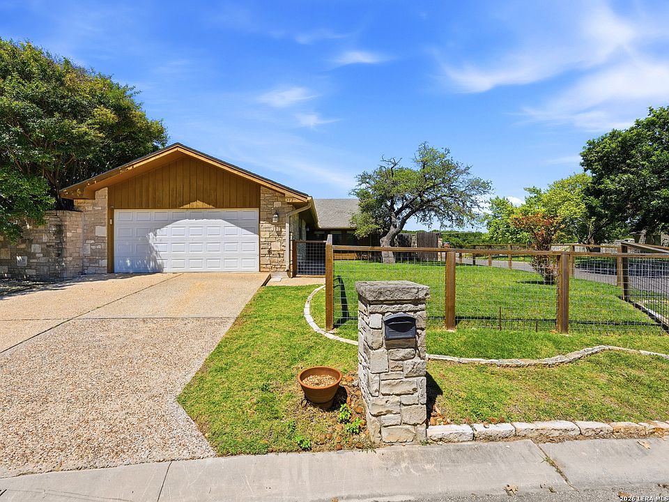 1st image of 2420 Birkdale Ln