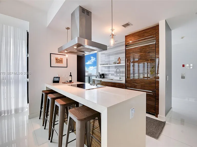1100 Biscayne Blvd #3205 — Photo 3