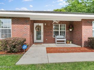 369 Owens Acres Dr, Macclenny, FL 32063