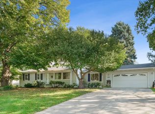4012 Cranbrook Dr, White Bear Lake, MN 55110