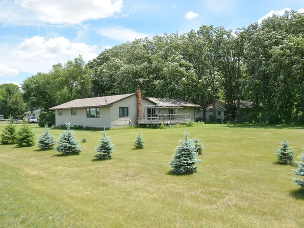 8210 Oakwood Dr, Becker, MN 55308