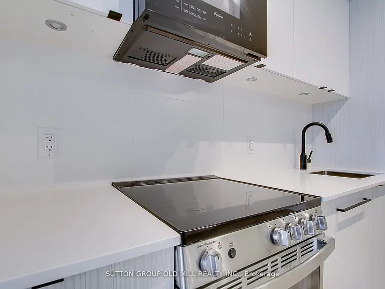2369 Danforth Ave #516 — Photo 7