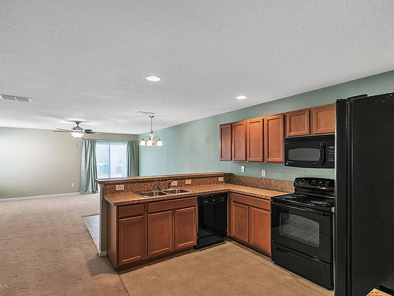 4th image of 6834 Lake Mist Ln