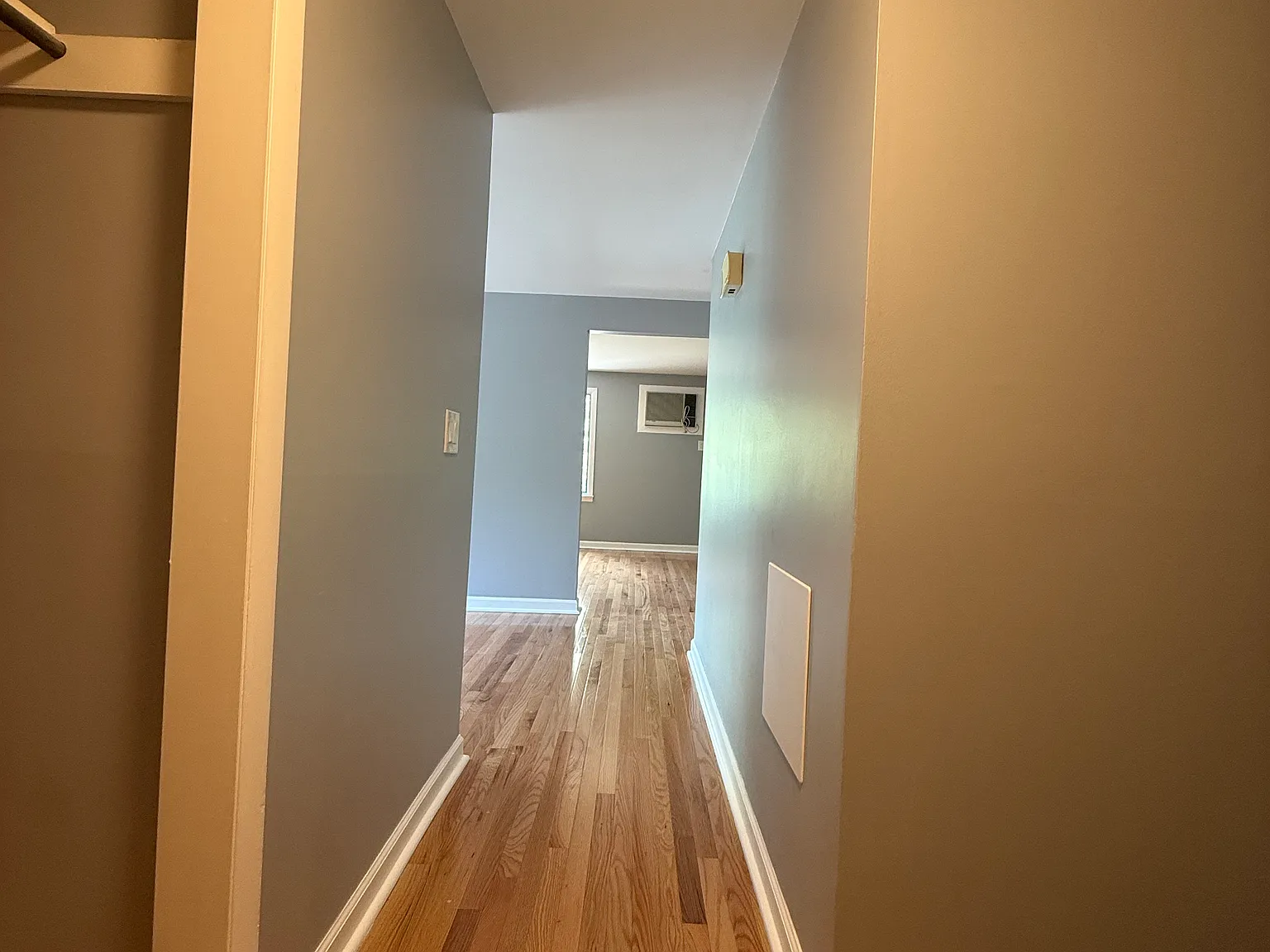 2 bed, 900 sqft, $1,750 — Photo 1