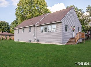 3994 Canal Ave SW, Grandville, MI 49418