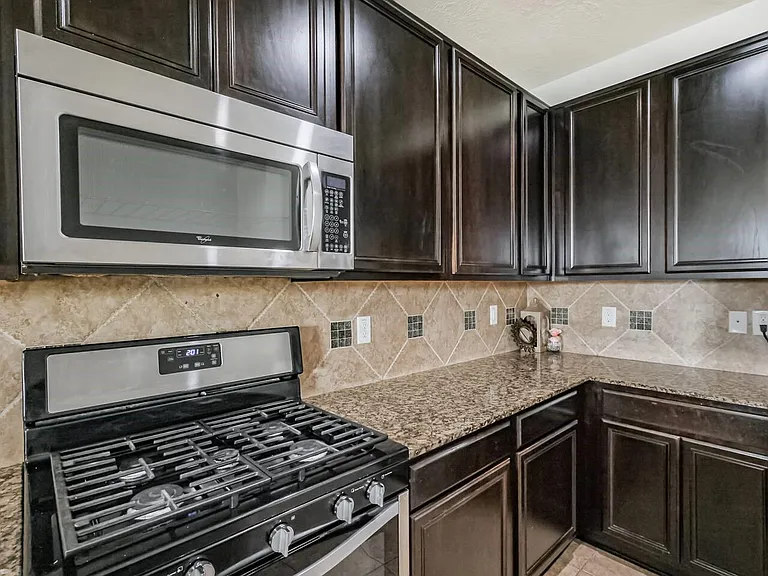 18607 Shavano Ct — Photo 13