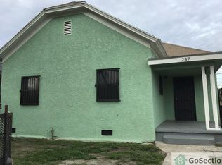 247 E 90th St, Los Angeles, CA 90003