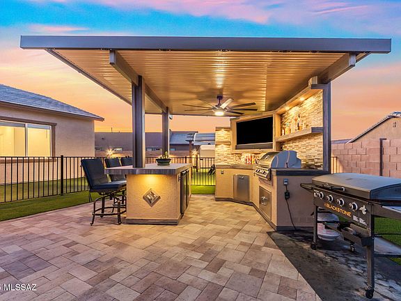 3rd image of 7931 S Desert Indigo Dr