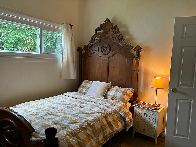 Karen Ln — Photo 20