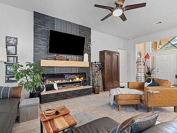 4th image of 505 Cliffbrook Cir