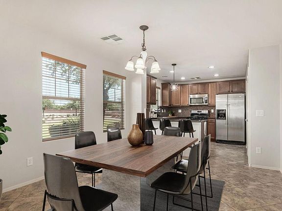 Dining virtual staged