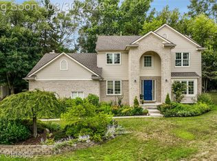 20756 Hannah Ct, Novi, MI 48375