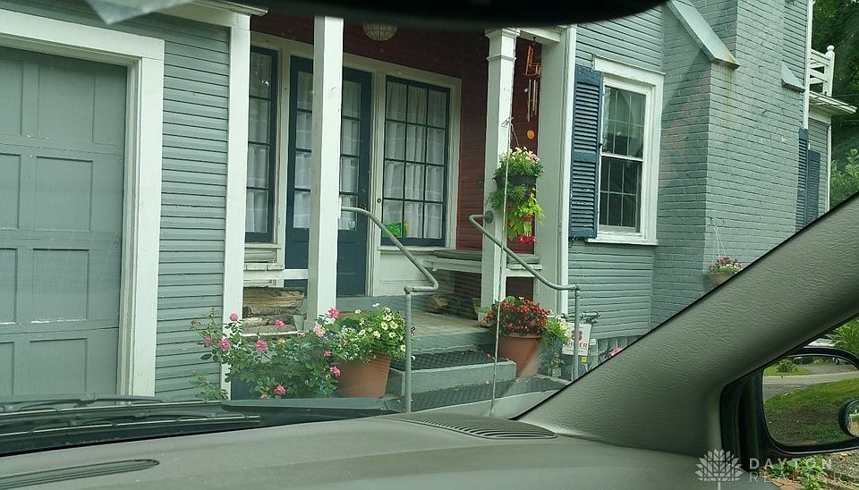 1st image of 3330 Catalpa Dr