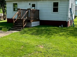 69 Cherry St, Clarksville, PA 15322