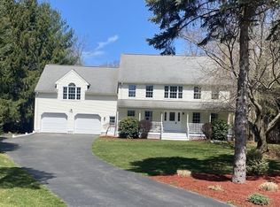 18 Eden Park Dr, North Attleboro, MA 02760