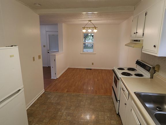 2nd image of 1326 N 5th St
