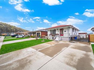 31 Summercrest Dr, Hamilton, ON L8K 6G5