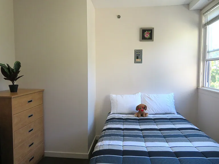 222 S Aurora St — Photo 39