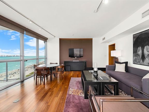2nd image of 101 20th St #2507