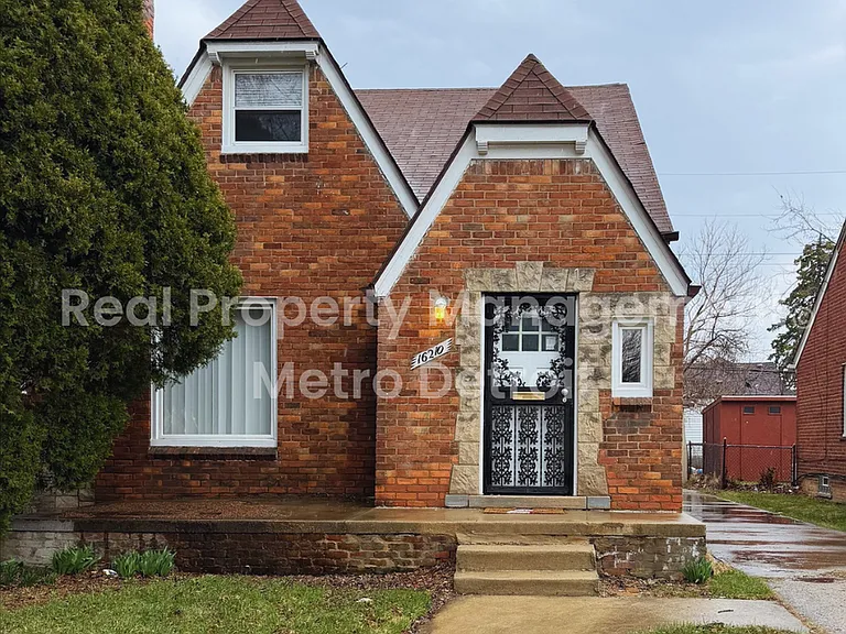 16210 Ferguson St — Photo 1
