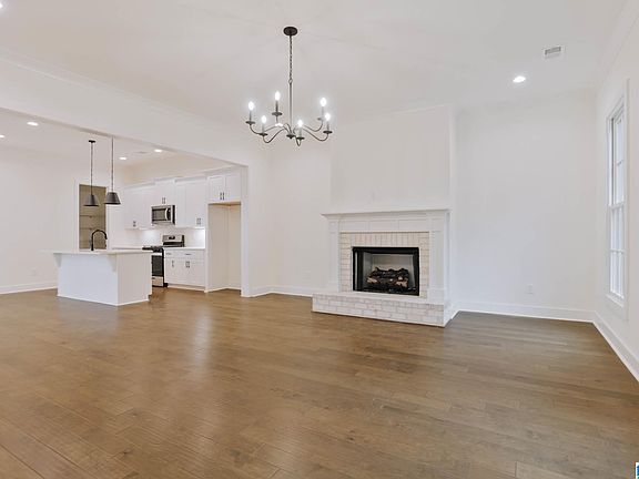 5th image of 480 Preserve Pkwy