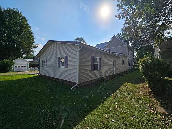 3rd image of 313 Oneida Ave #7