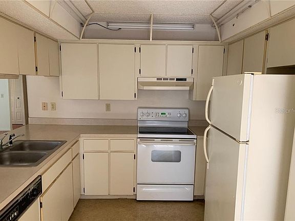 5th image of 12133 Spartan Way APT 104