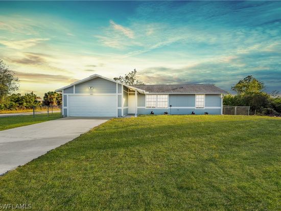 2601 22nd St SW, Lehigh Acres, FL 33976