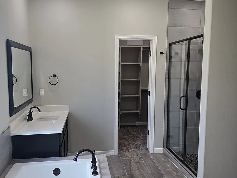 14841 Jack White Ave — Photo 33