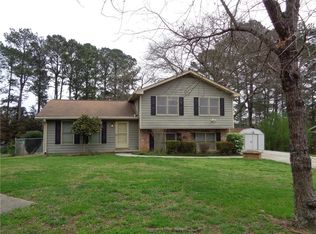 2570 Falcon Ridge Dr, Grayson, GA 30017