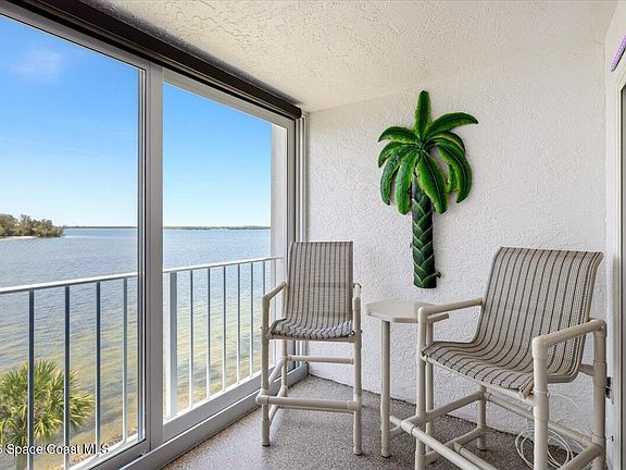 5th image of 5944 S River Run Dr Unit 5944
