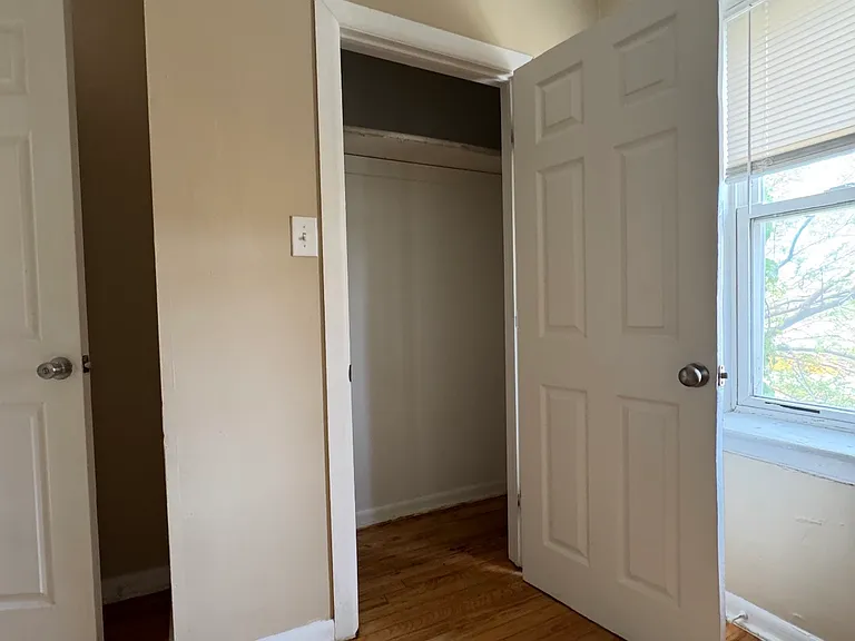 8124 S Maryland Ave #3 — Photo 7