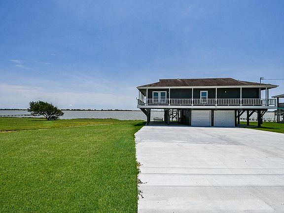 3rd image of 1950 W Bayshore Dr