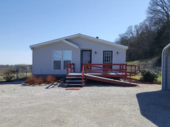 166 Squirrel Ln, Jane, MO 64856