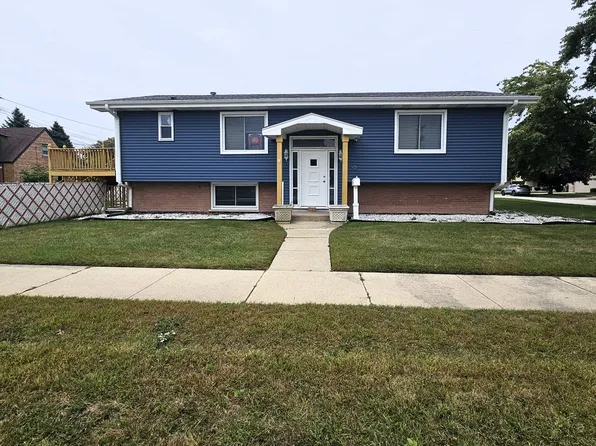 10301 Minnick Ave, Oak Lawn, IL 60453