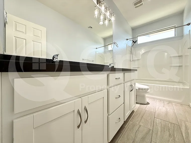 1151 S Jay St — Photo 14
