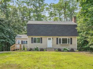 100 Dunstable Rd, Westford, MA 01886