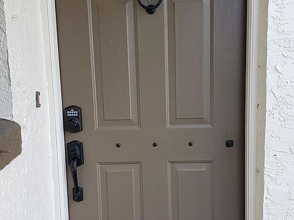 2nd image of 3072 Finsterwald Dr #3072