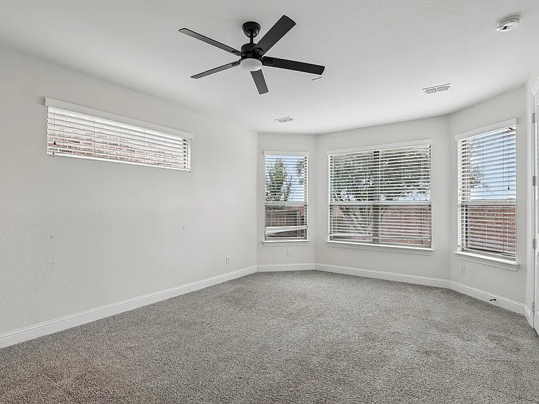 7228 Ridgepoint Dr — Photo 15