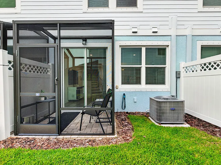 4064 Via Sienna Cir — Photo 36