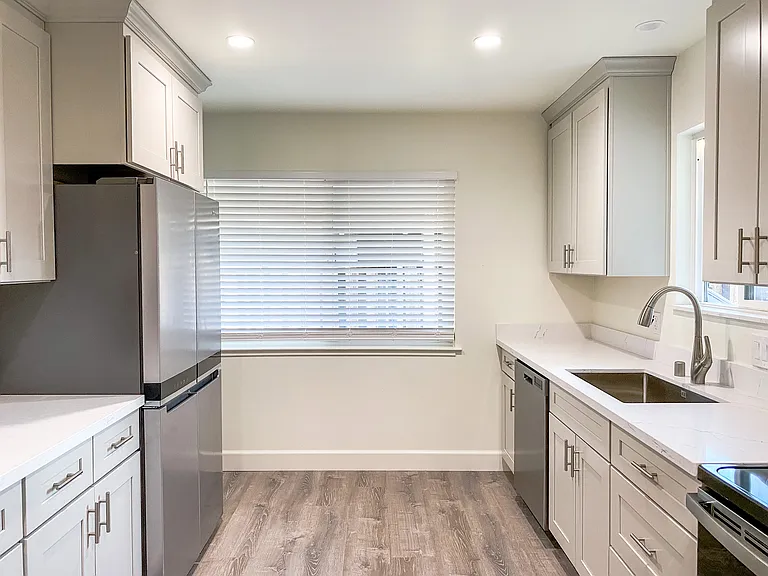 3697 Camden Ave — Photo 6