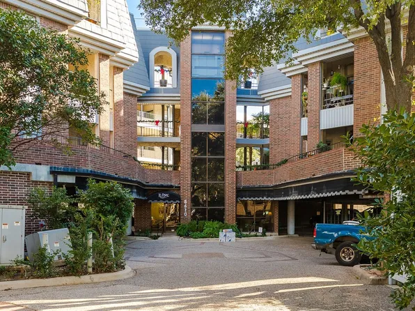 8610 Turtle Creek Blvd APT 209, Dallas, TX 75225