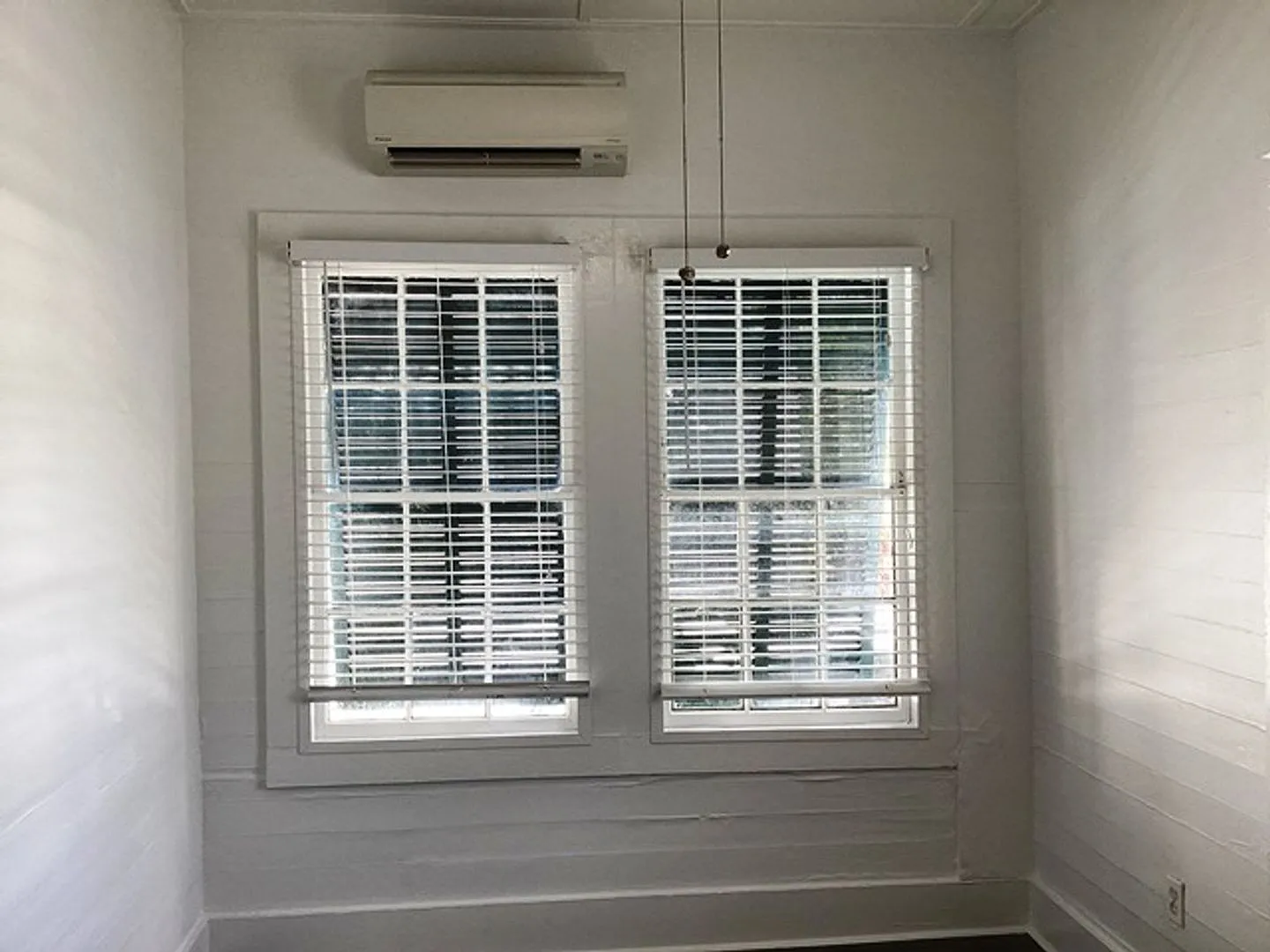 Old Town Location - 1 bed / 1 bath Apartment — Photo 2