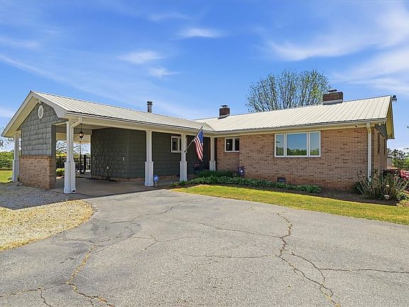 3rd image of 127 Rices Creek Rd