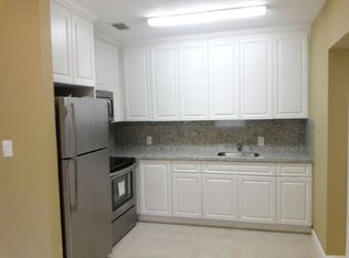 141 E 6th St, Hialeah, FL 33010