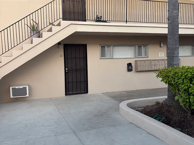 7033 Boulevard Dr #16 — Photo 12