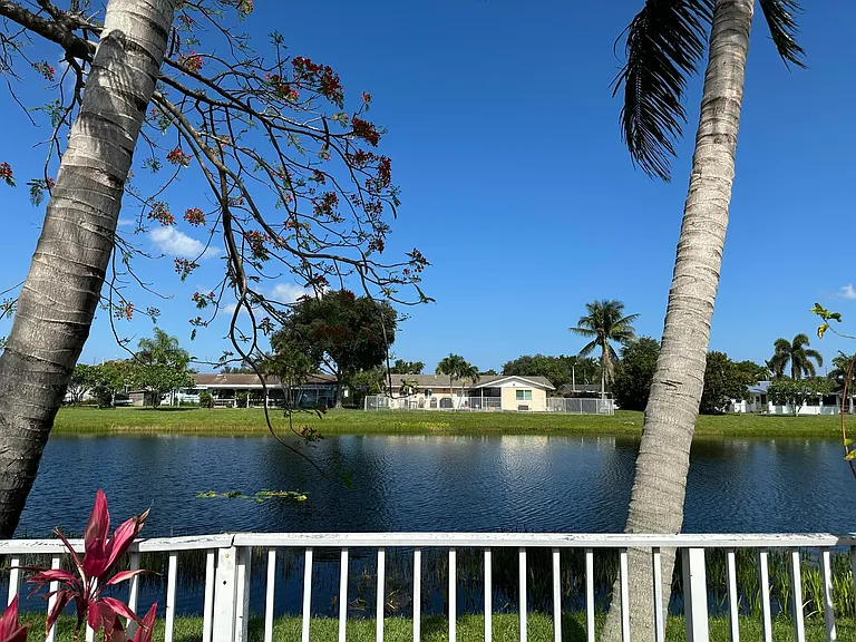 8070 Rose Marie Ave E — Photo 15