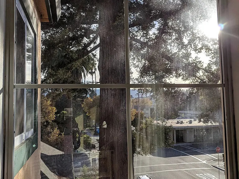 658 California St — Photo 5