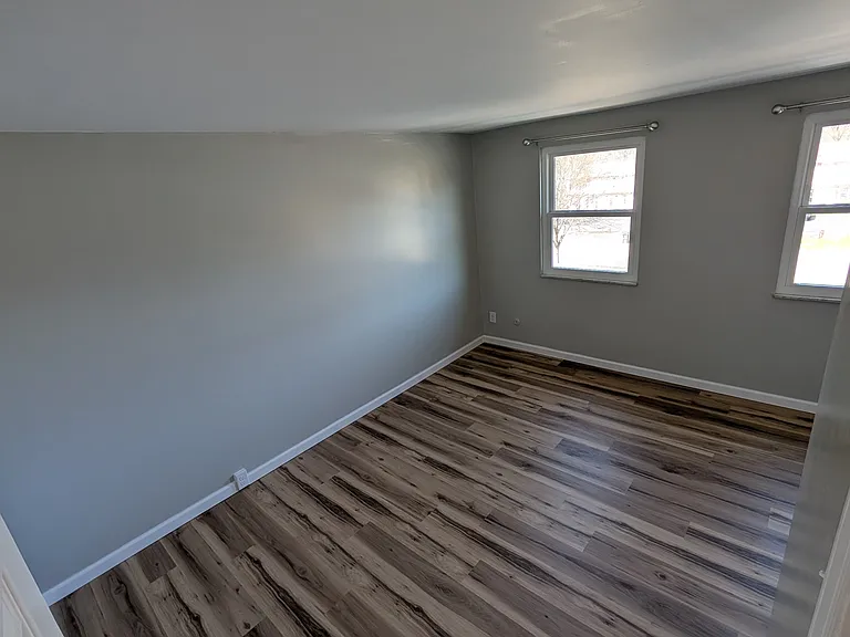 215 Parkwood Dr #MAIN — Photo 24